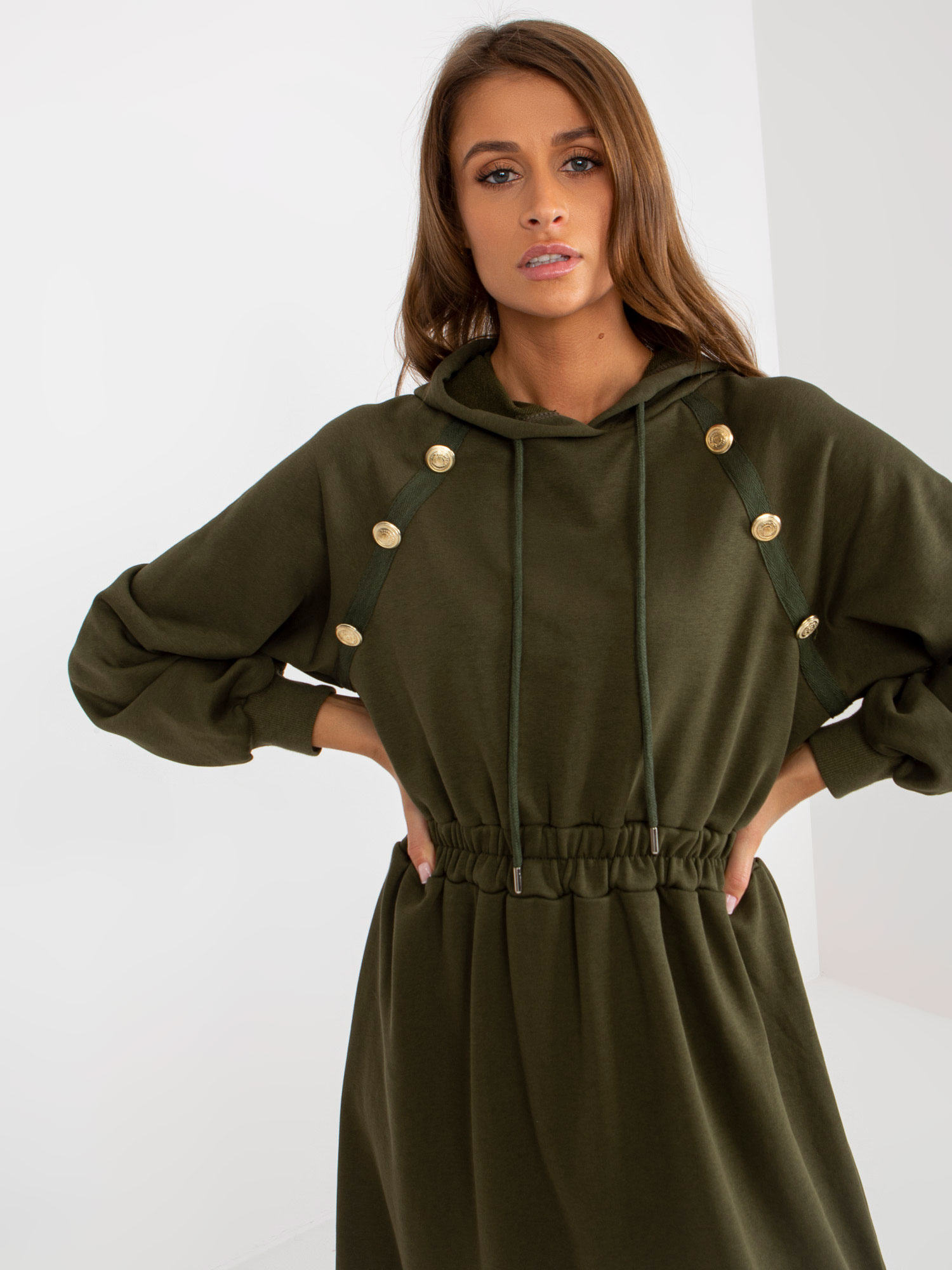 Hurt Khaki Midi A-Linien Kleid aus Sweatstoff mit Knöpfen.