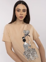 Camelowa damska bluzka z aplikacjami