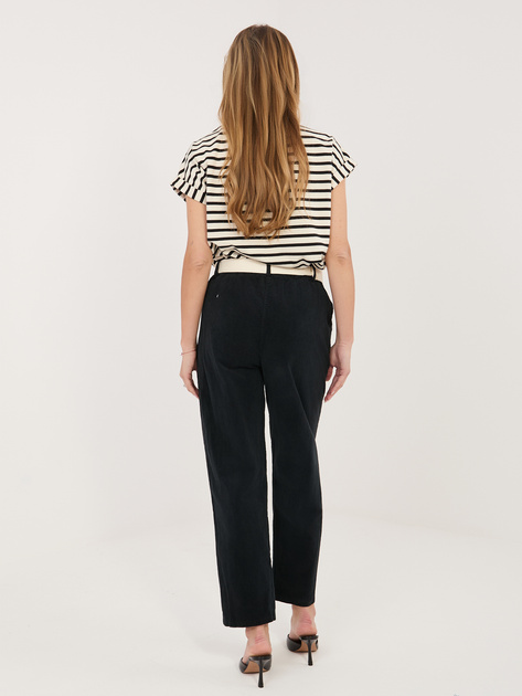 Czarne sztruksowe spodnie z kieszeniami