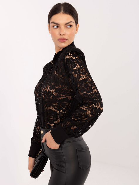 Czarna elegancka koszula z koronki