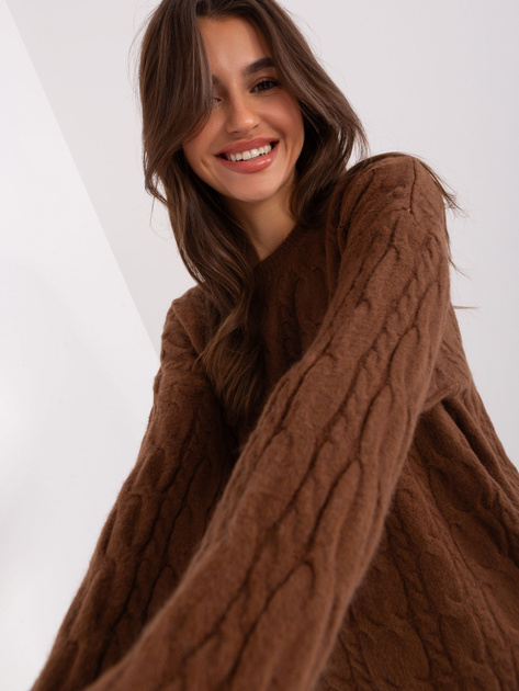 Hurt Brązowy sweter z warkoczami i ściągaczami