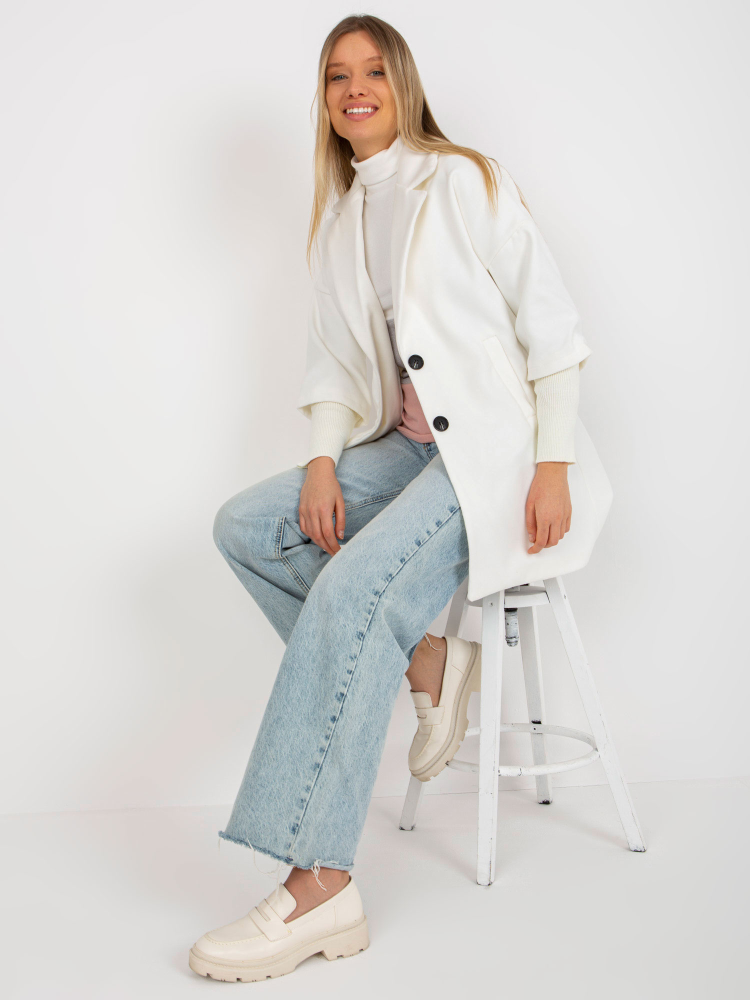 Wholesale Ecru women's coat with pockets OCH BELLA