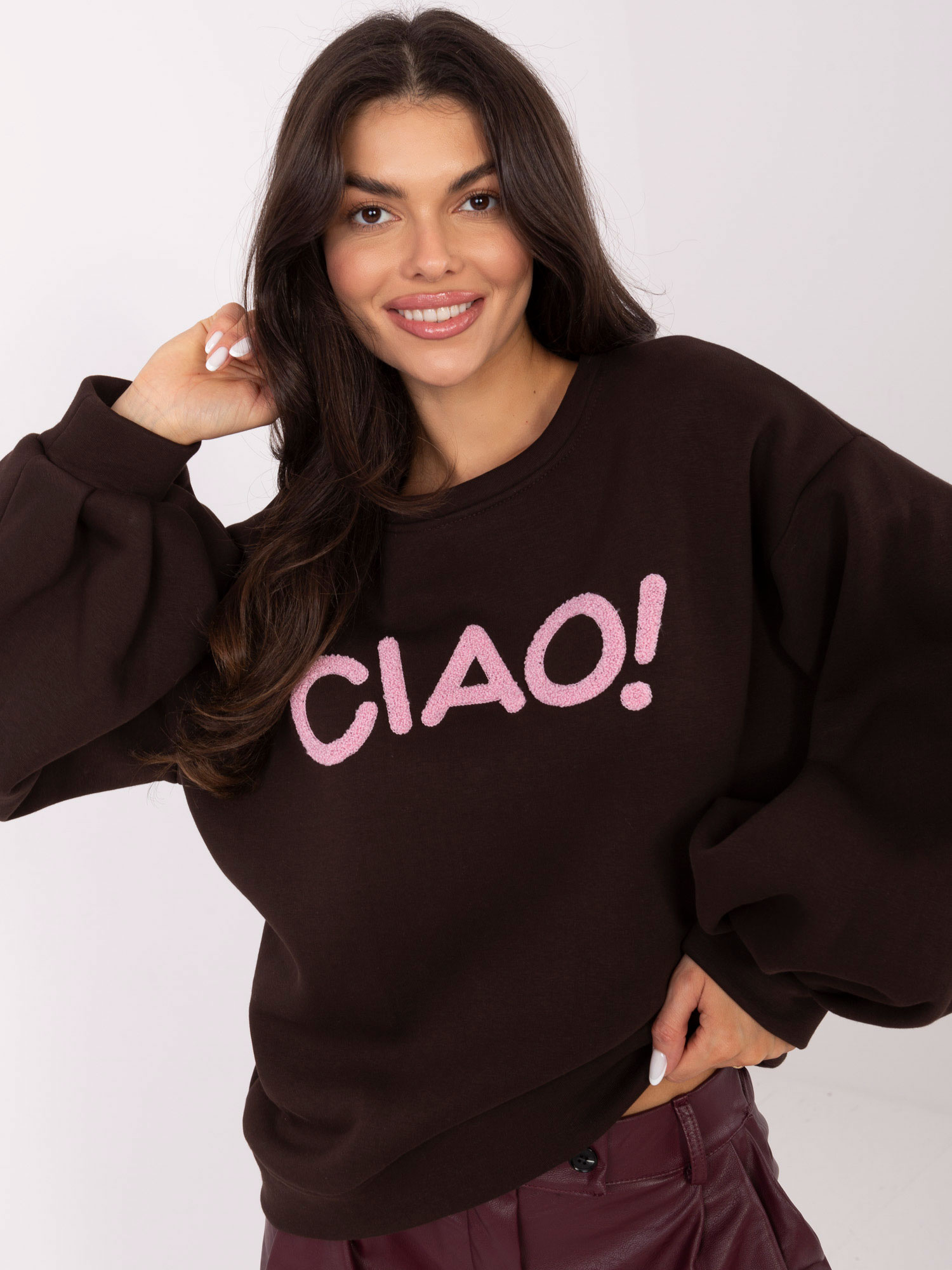 Ciemnobrązowa bluza oversize z napisem RUE PARIS 