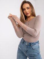 Ciemnobeżowa bluzka w prążek z koronką Beatrice RUE PARIS