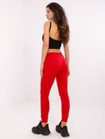 Hurtownia Czerwone dresowe spodnie basic jogger 