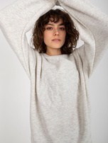 Hurtownia Jasnoszara dresowa bluza bez kaptura z haftem