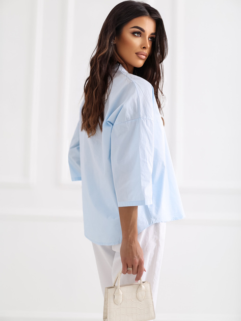 Jasnoniebieska klasyczna koszula z bawełny