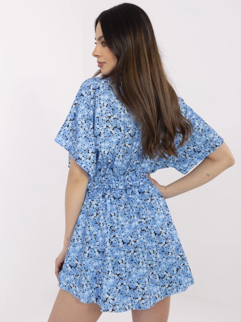 Niebieski damski kombinezon w drobne kwiatki