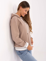 Dunkelbeige Sweatshirt mit Aufschrift.