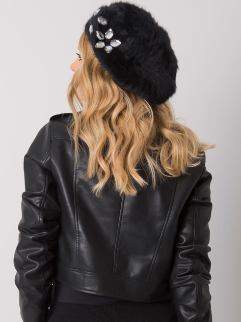 Czarny beret damski z aplikacją