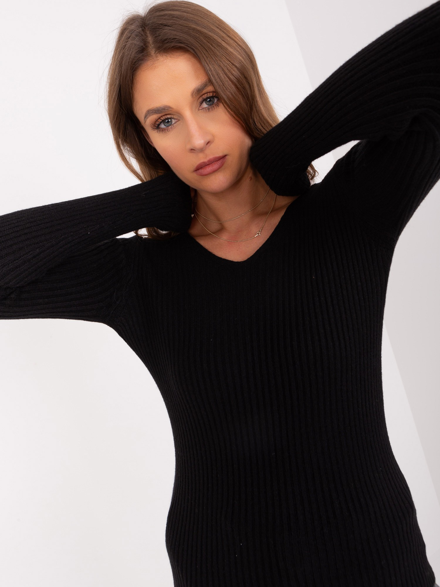 Sweter czarny