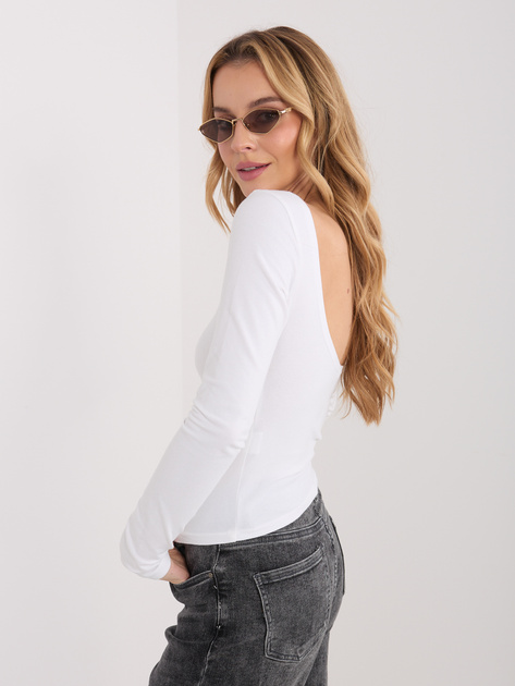 Ecru damska bluzka basic z dekoltem w łódkę