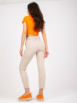 Beżowe klasyczne spodnie z materiału z kieszeniami Giulia 