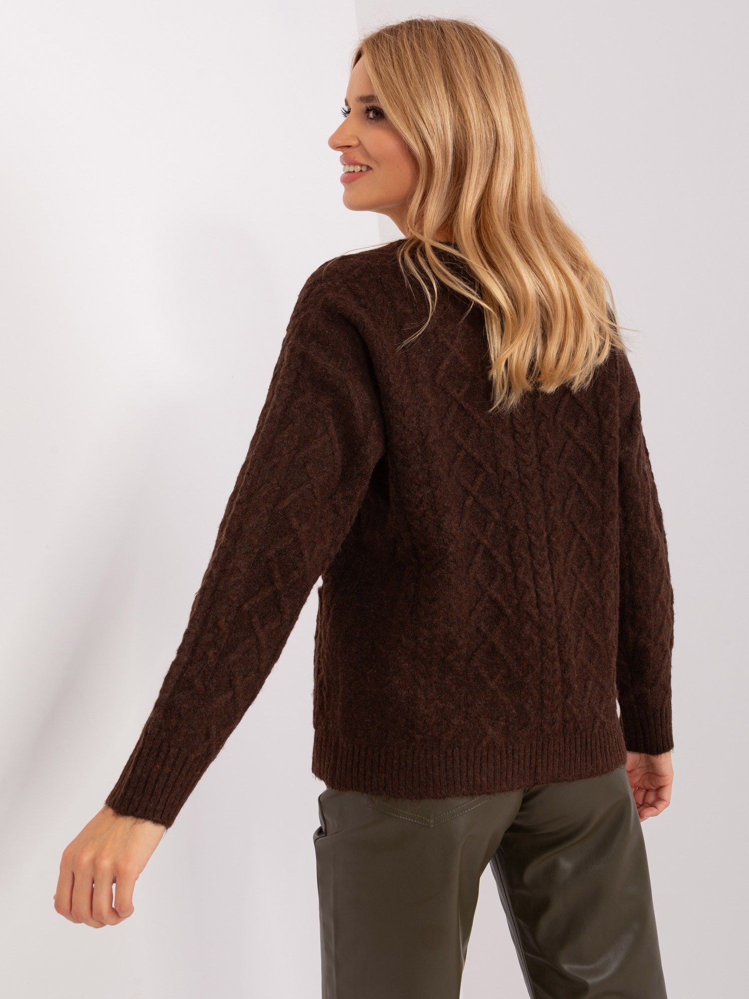 Ciemnobrązowy dzianinowy sweter rozpinany