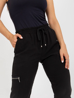 Schwarze Cargo-Hosen aus Sweatstoff mit Bindung ZULUNA.