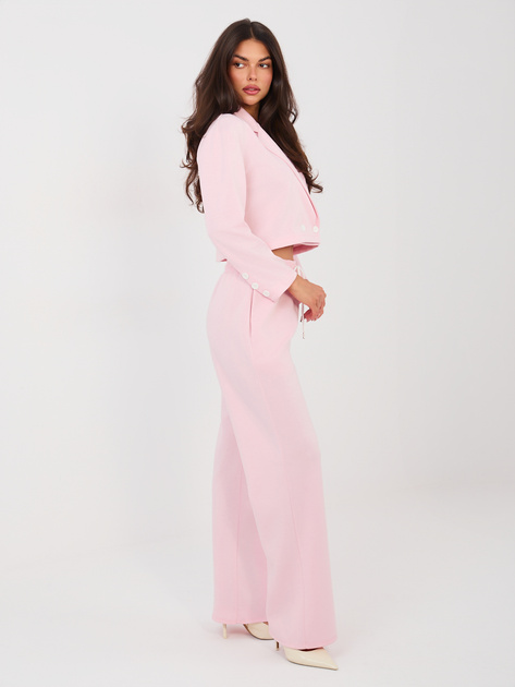 Jasnoróżowy komplet z dwurzędową marynarką RUE PARIS