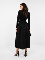 Czarna elegancka spódnica z wszytym paskiem