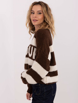 Brązowo-ecru sweter oversize z okrągłym dekoltem