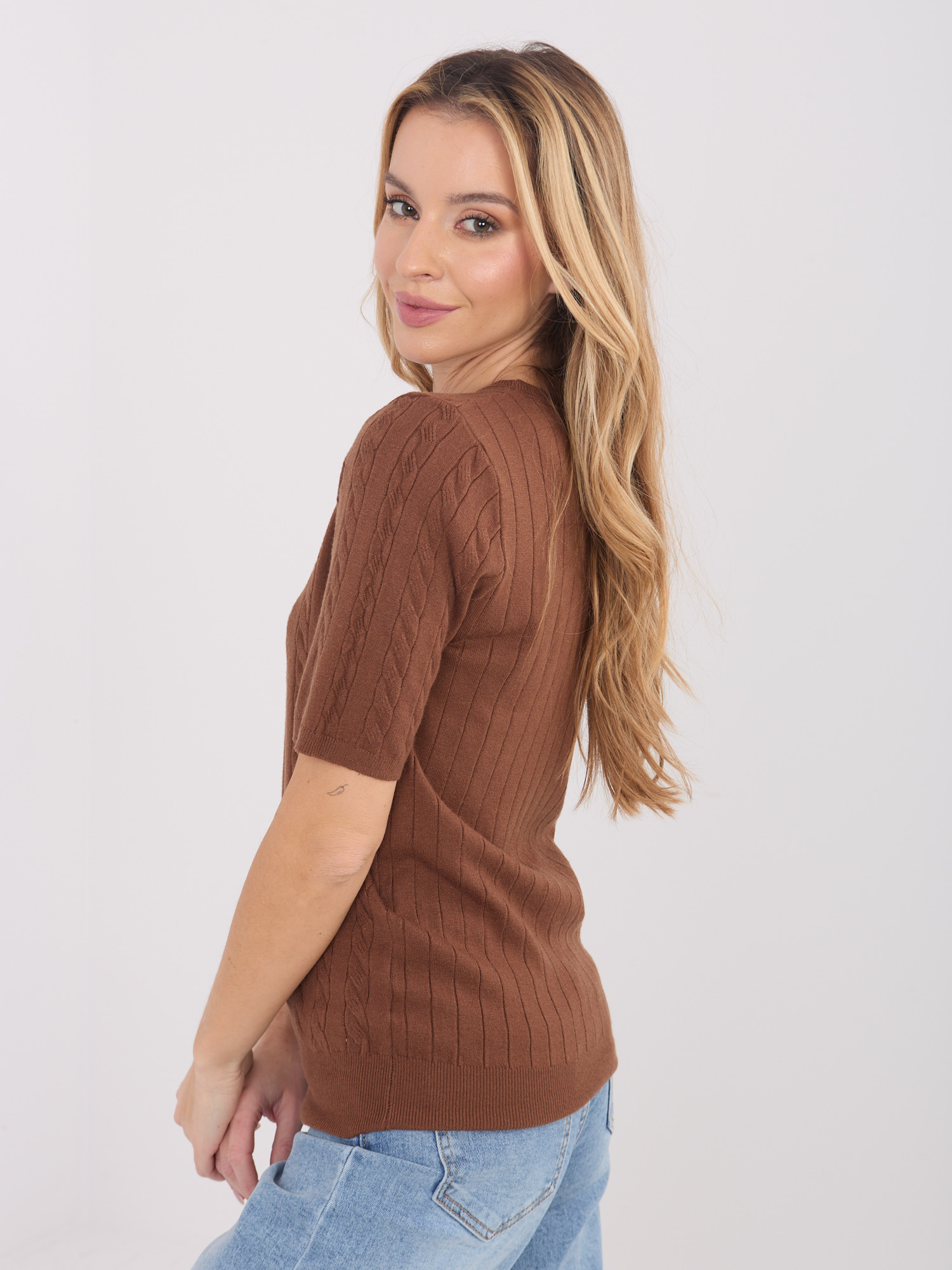 Sweter jasny brązowy