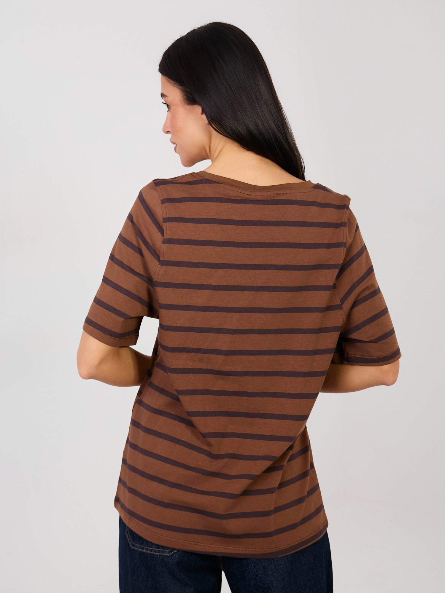 Brązowy t-shirt z okrągłym dekoltem RUE PARIS 