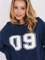 Granatowa bluza z kontrastowym nadrukiem