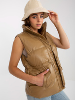 Hurt Camelowa puchowa kamizelka z eko skóry z pikowaniem 