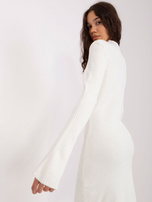 Hurt Ecru sukienka dzianinowa z rękawami-dzwonami