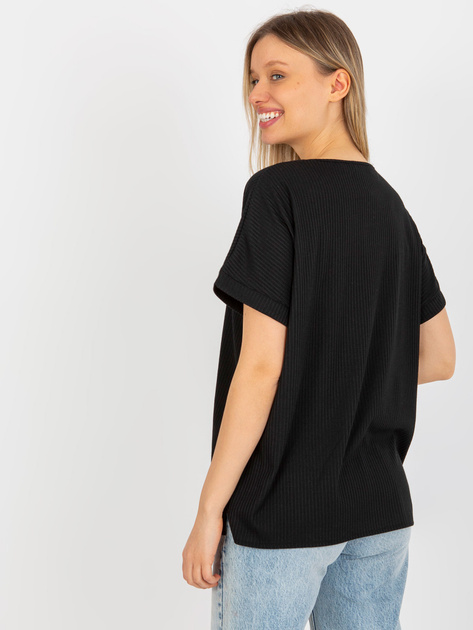 Hurtownia Czarna prążkowana bluzka oversize z misiem