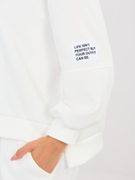 Ecru komplet ze spodniami joggerami