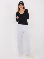 Czarna bluzka basic z okrągłym dekoltem 