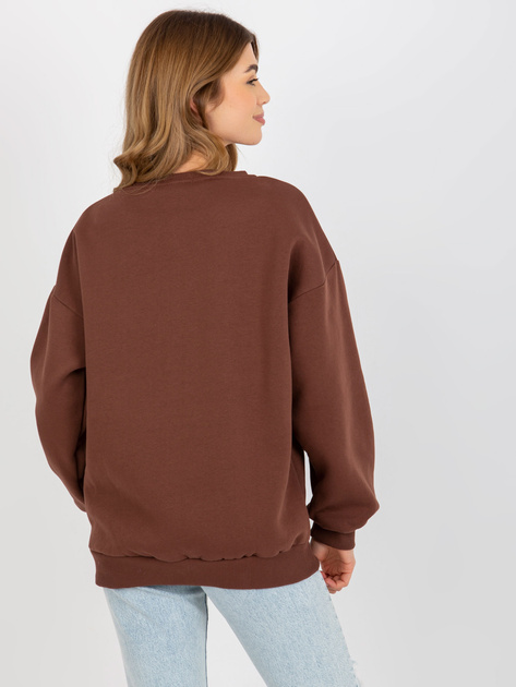 Hurtownia Brązowa dresowa bluza bez kaptura z haftem