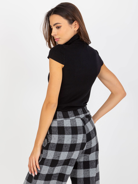 Hurt Czarny dopasowany sweter z golfem i krótkim rękawem