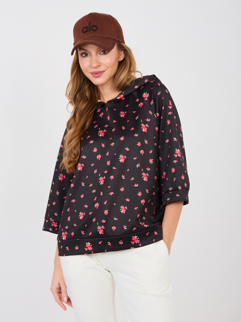 Czarna damska bluza oversize z rękawem 3/4