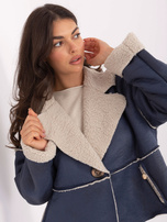 Niebieska krótka kurtka z imitacją kieszeni 