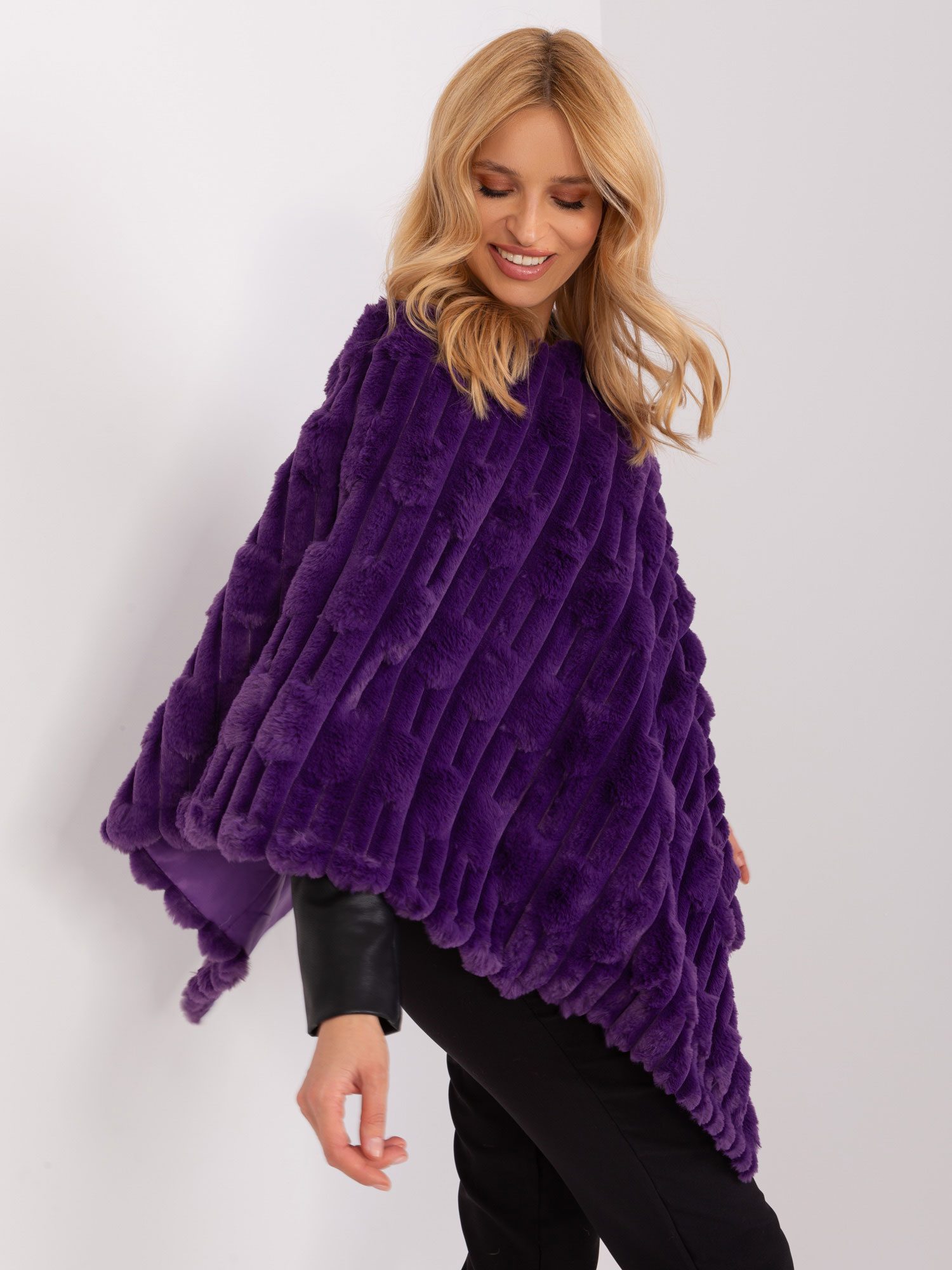 Hurt Ciemnofioletowe eleganckie poncho damskie 