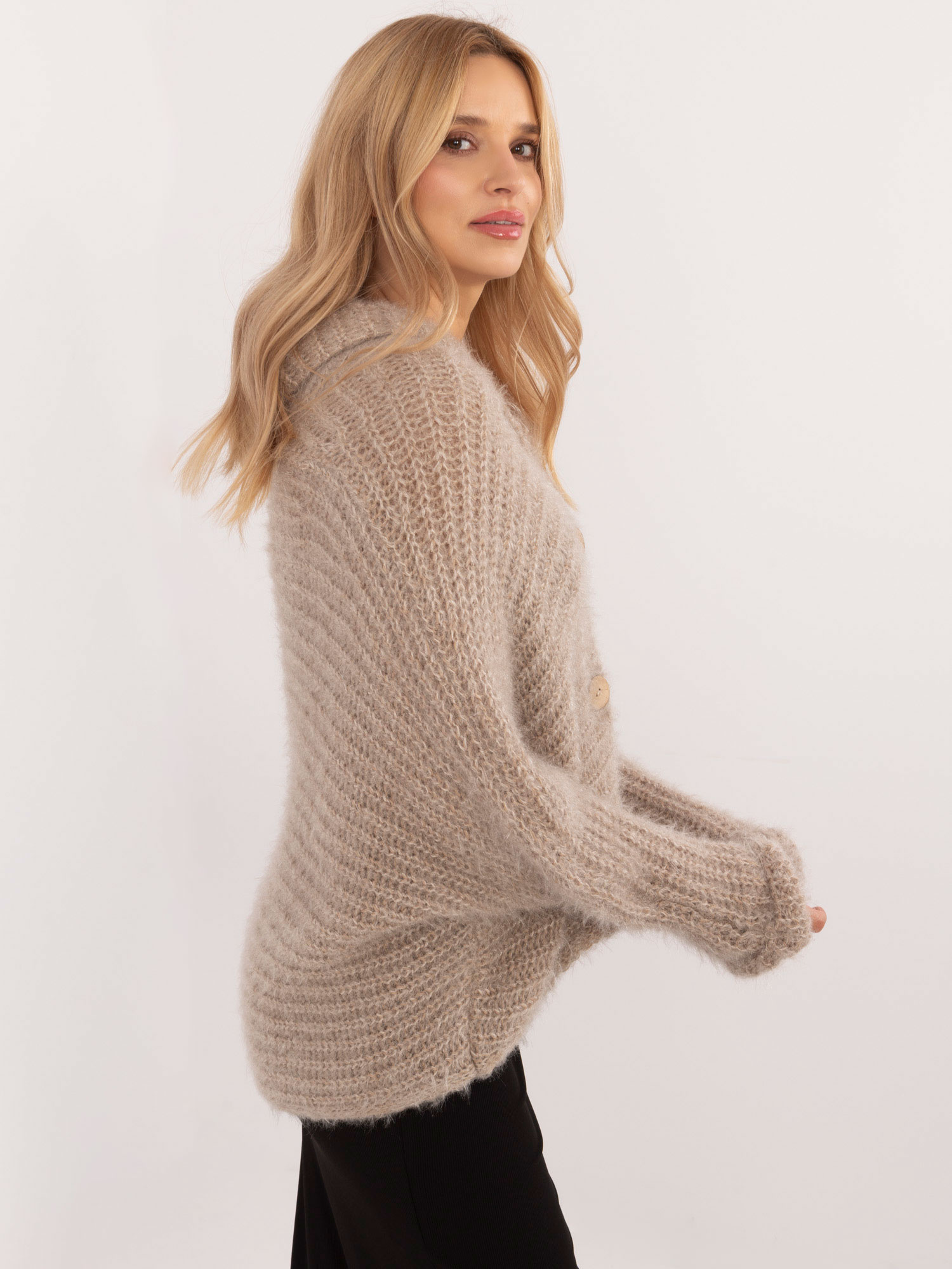 Sweter beżowy