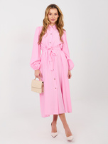 Różowa koszulowa sukienka z paskiem