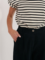 Czarne sztruksowe spodnie z wysokim stanem RUE PARIS