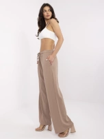 Ciemnobeżowe dresowe spodnie basic z prostą nogawką