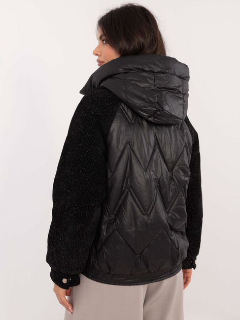 Hurtownia Czarna przejściowa kurtka z błyszczącą nitką