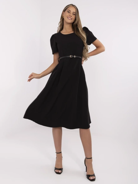 Black elegant dress with a thin belt.