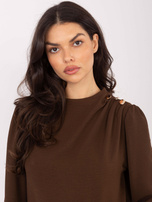 Brązowa elegancka bluzka z drapowaniem
