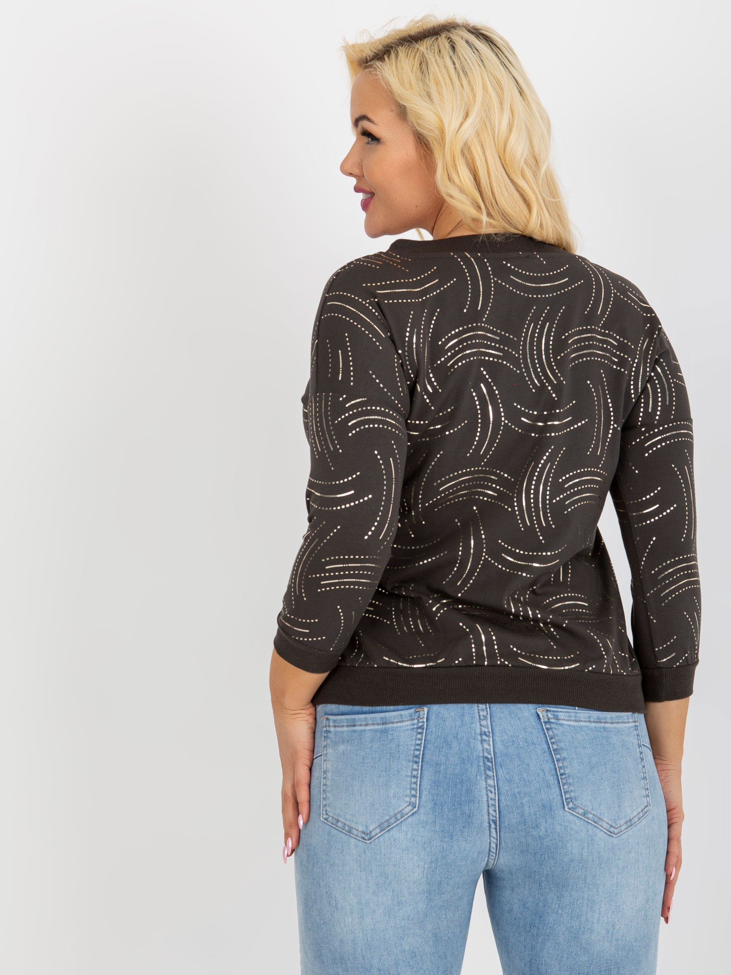 Khaki damska plus size z nadrukiem i dekoltem V