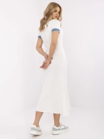 Ecru dzianinowa sukienka z krótkim rękawem