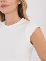 Ecru damski top basic z domieszką wiskozy 