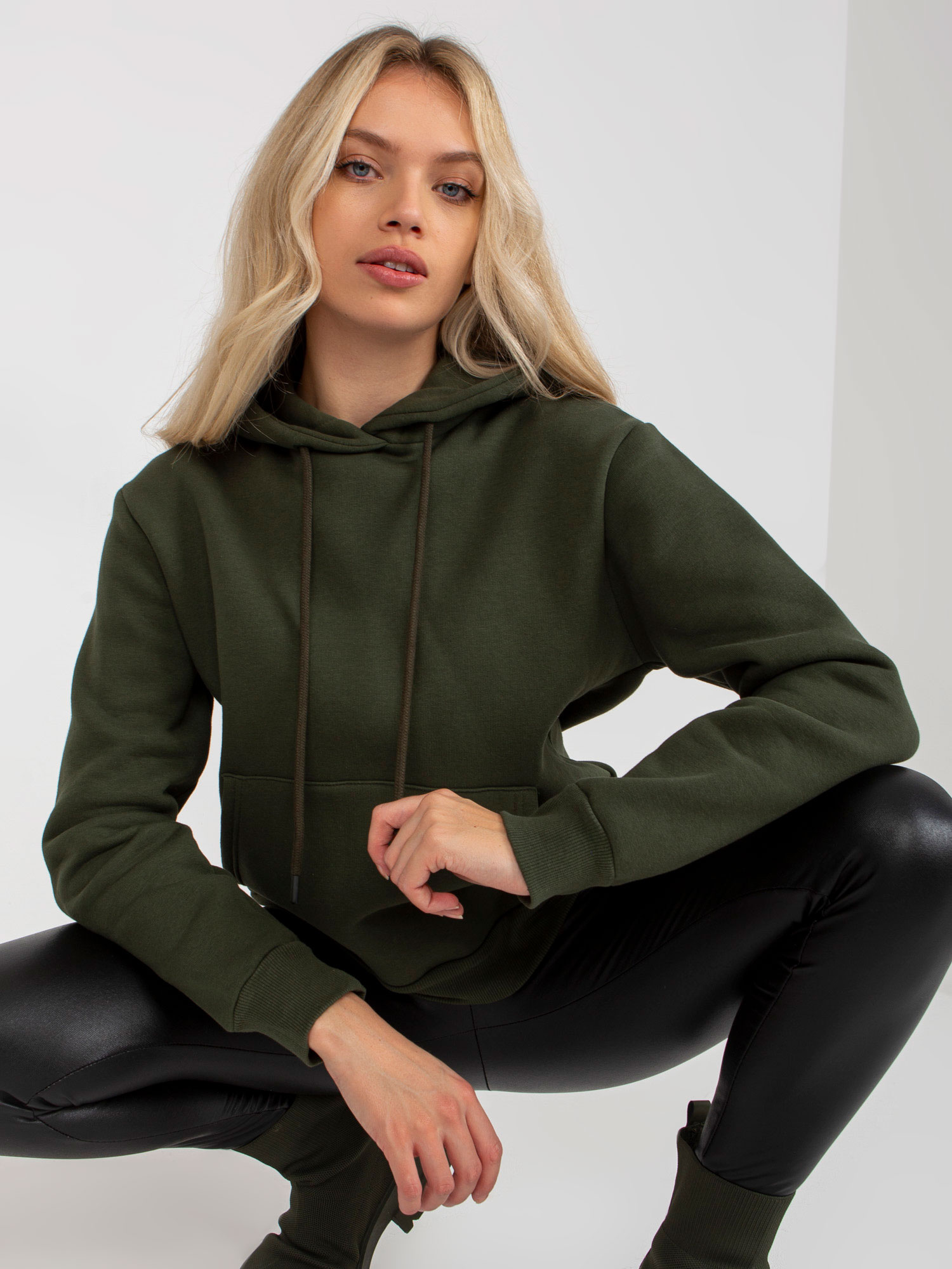 Khaki dresowa damska bluza basic kangurka RUE PARIS