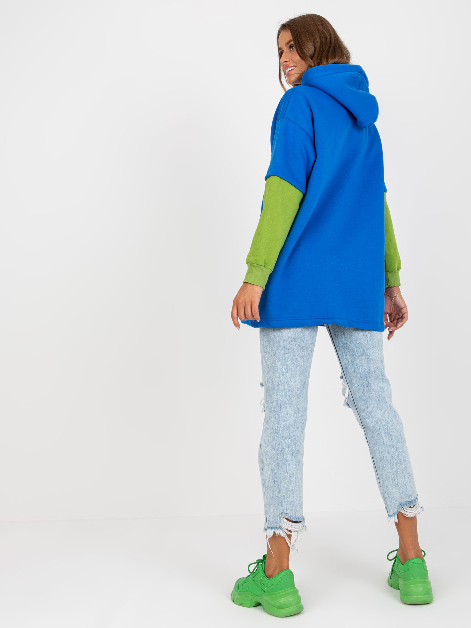 Ciemnoniebieska damska bluza basic z kapturem RUE PARIS