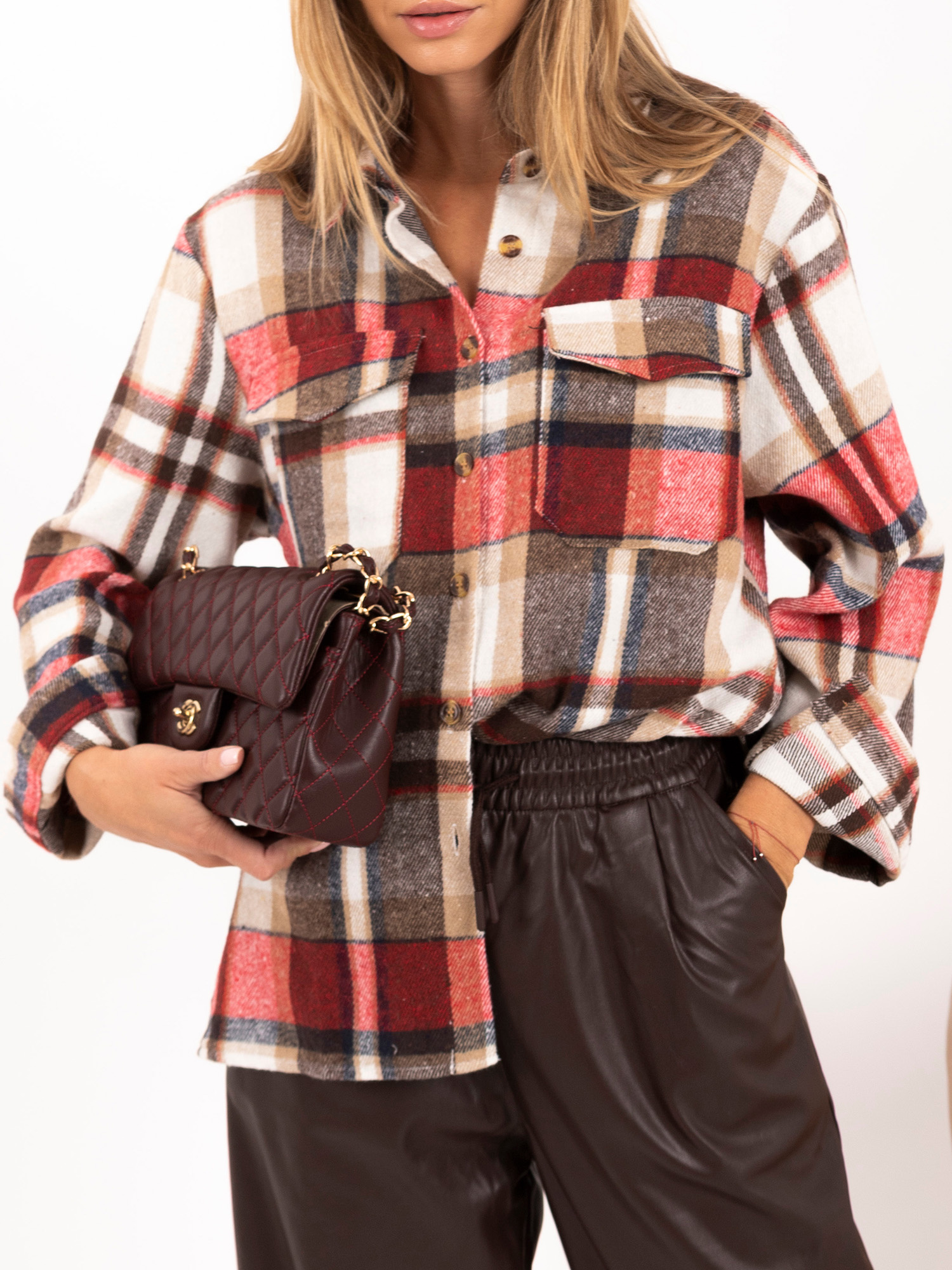 Czerwona flanelowa koszula oversize w kratę