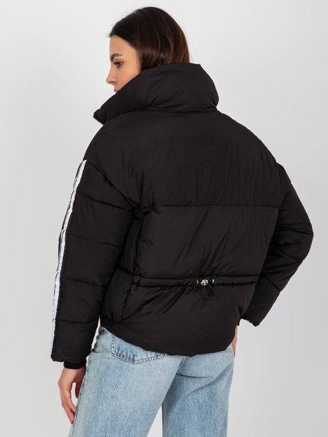 Hurtownia Czarna pikowana kurtka zimowa bez kaptura