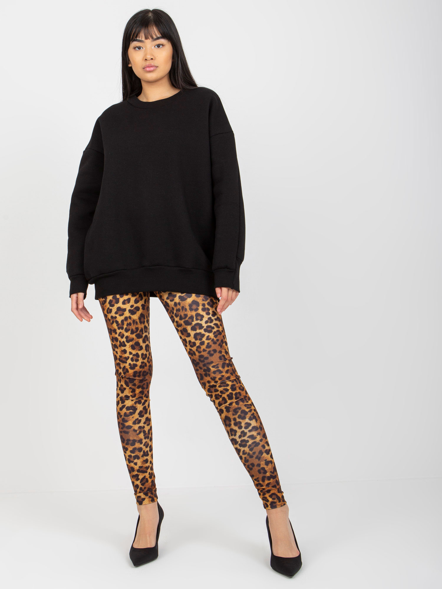 Czarna dresowa bluza basic oversize